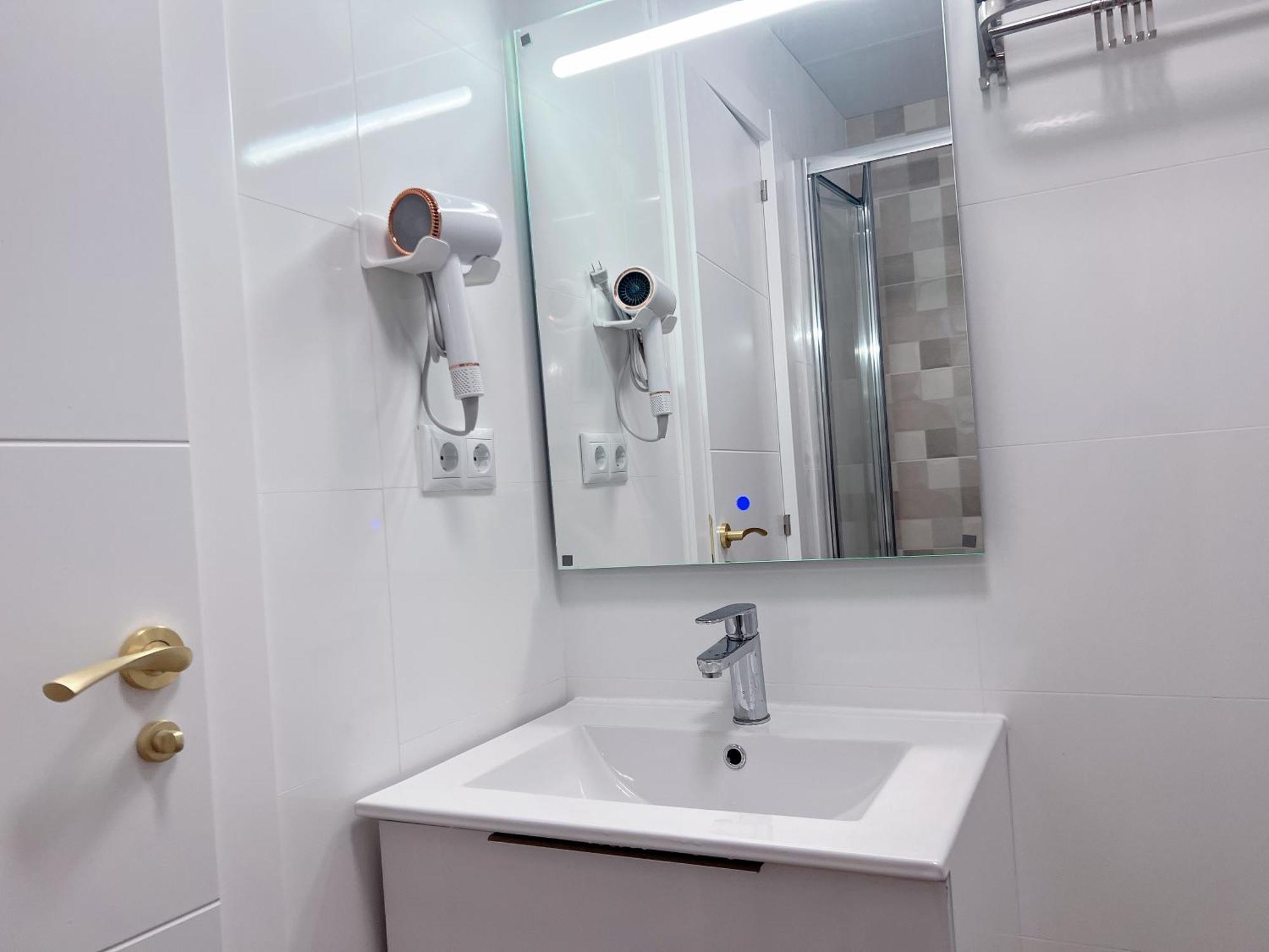 One Piece Apartamento Con Patio Alcobendas Exterior foto
